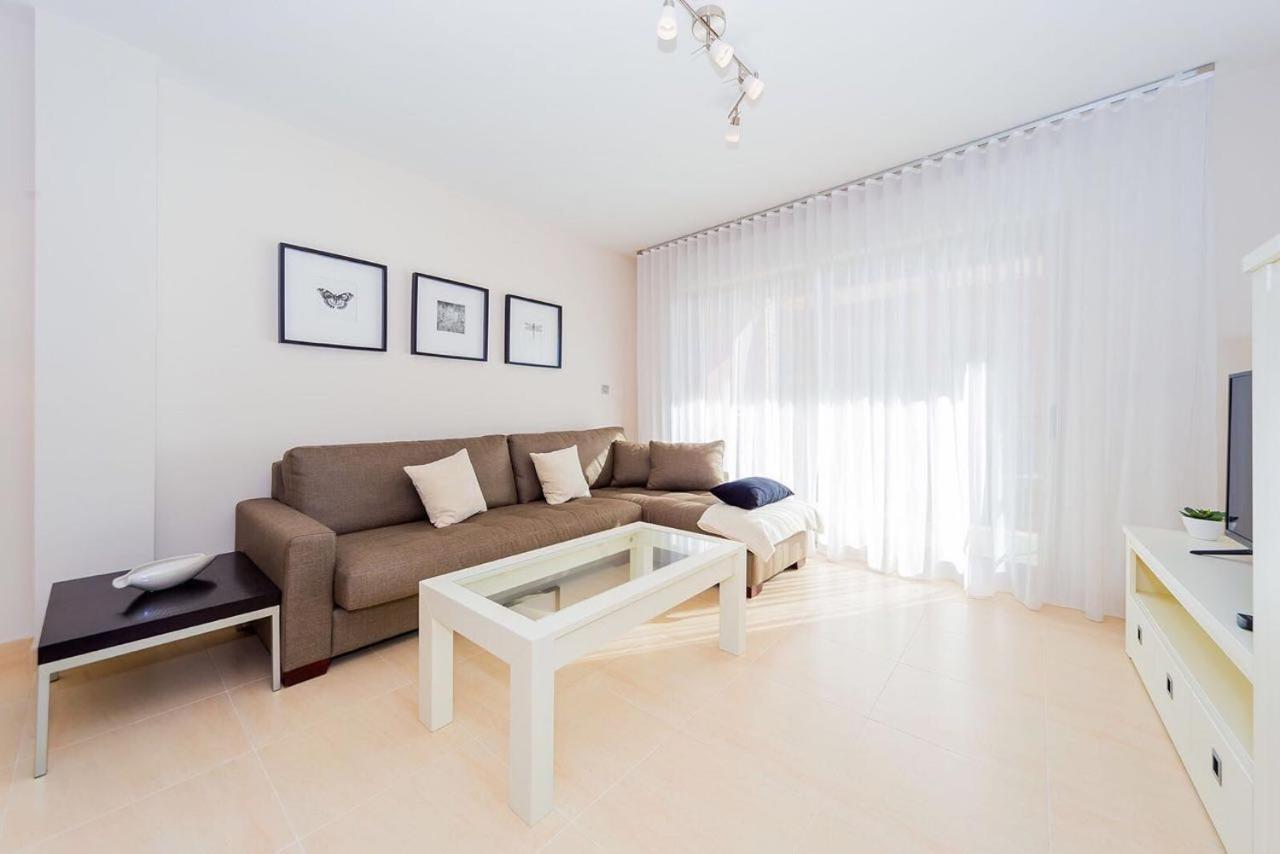 טורבייחה Шикарная Квартира На Первой Линии -Luxury Apartment On The First Line Sea מראה חיצוני תמונה